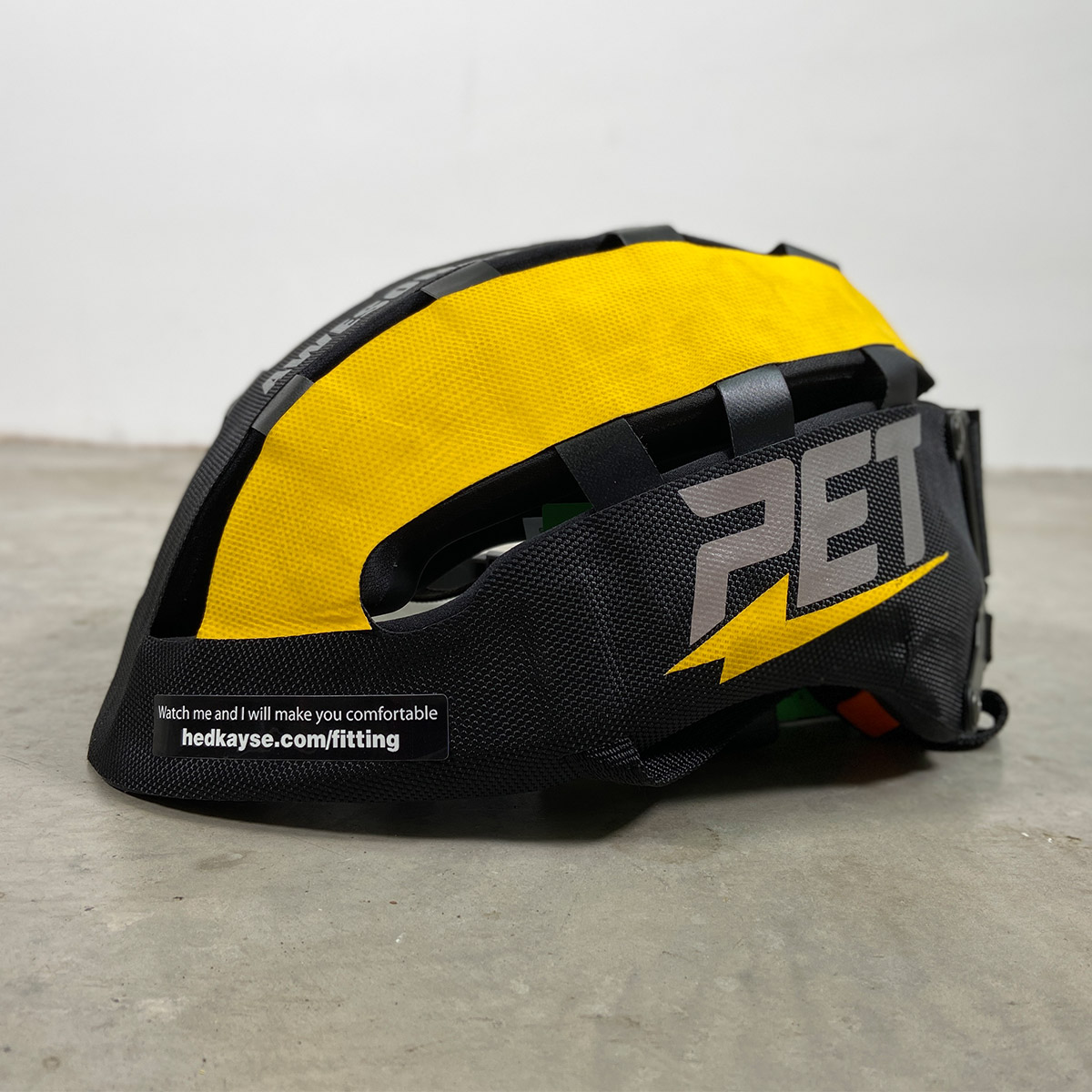 Hedkayse-PET-Helmet-London-Personal-Electric-Transport