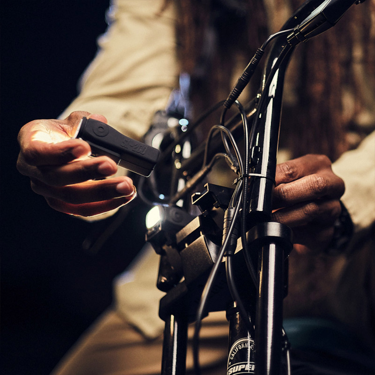 ShredLights-Bar-Mount-4-Personal-Electric-Transport-London